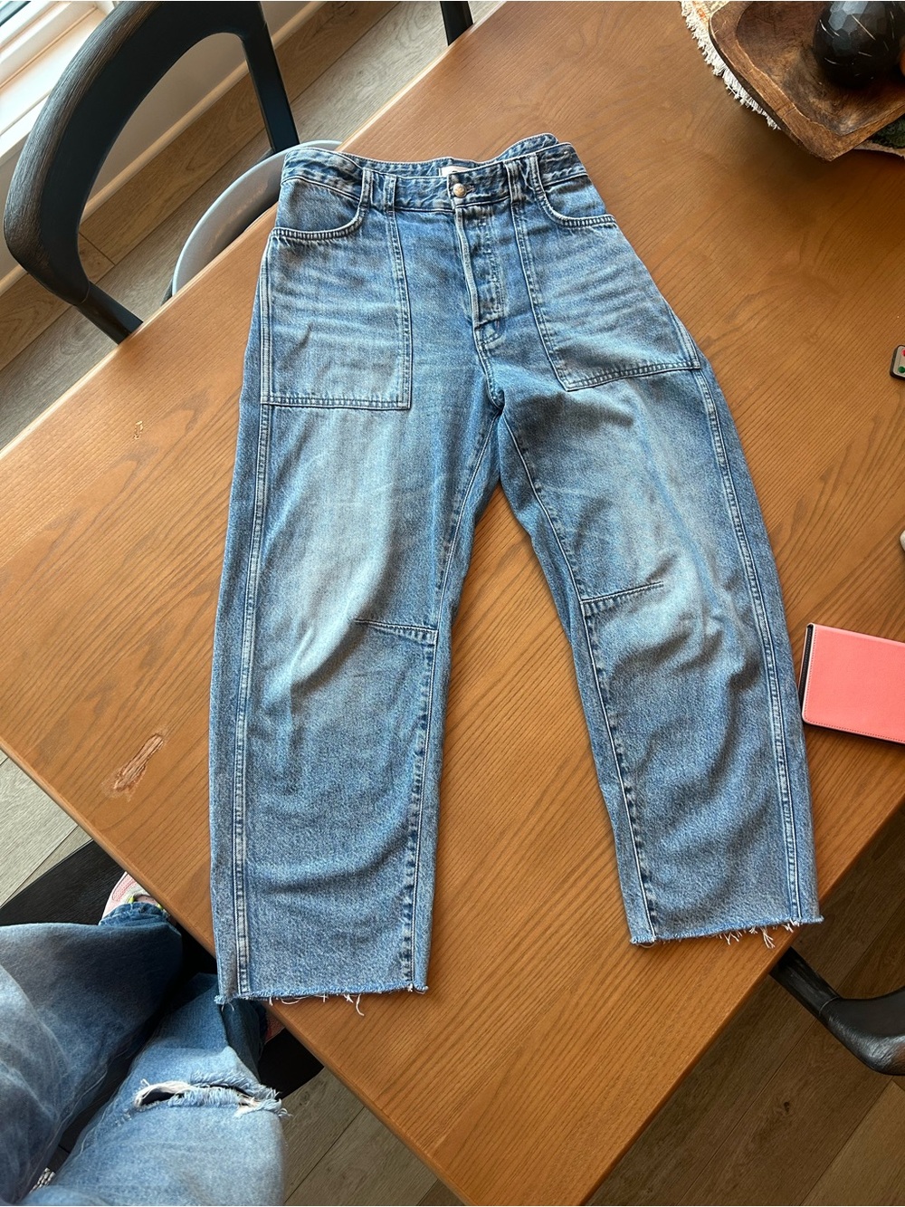 Women’s MADEWELL darted barrel light Blue Denim Jeans